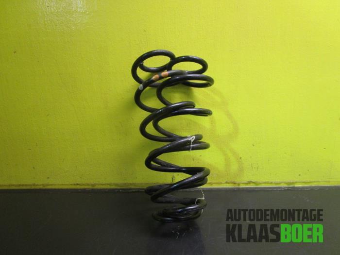 Schroefveer achter van een Opel Agila, Auto-onderdelen, Ophalen of Verzenden, 12 maanden garantie, Gebruikt, Opel