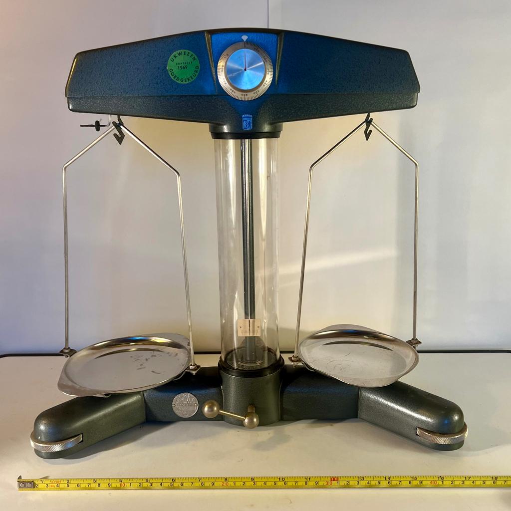 Vintage Laboratorium weegschaal, Antiek en Kunst, Antiek | Gereedschap en Instrumenten, Ophalen
