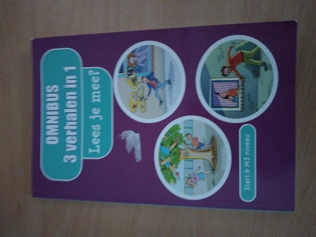 Omnibus, Boeken, Ophalen of Verzenden, Gelezen