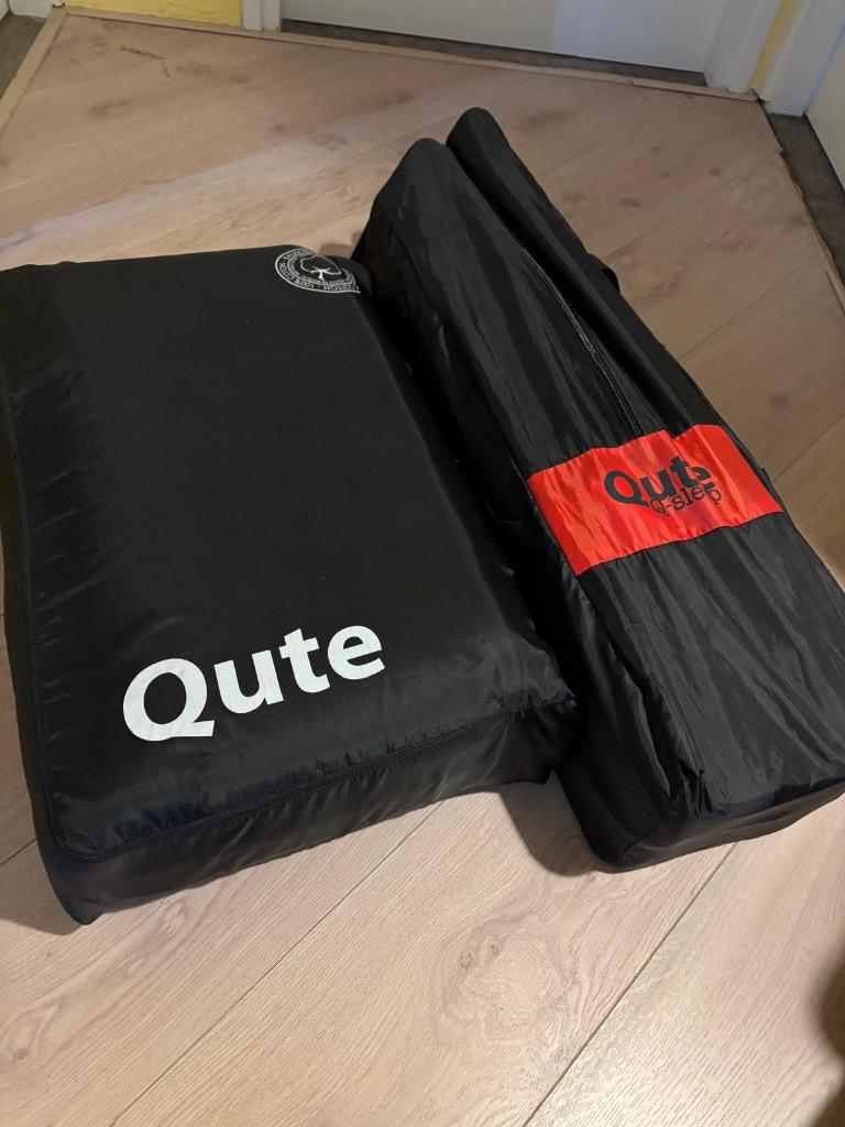 Qute campingbedje met matras, Kinderen en Baby's, Babywiegjes en Ledikanten, Ophalen of Verzenden, Nieuw, Reisbedje