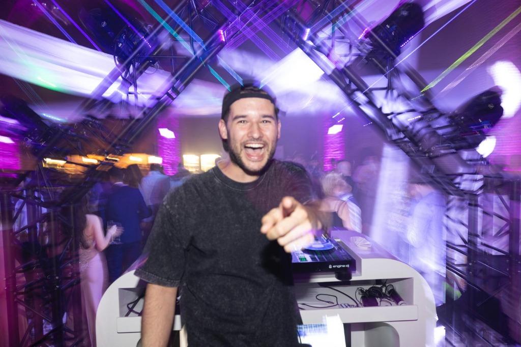 Get Savage DJs (Allround DJ), Diensten en Vakmensen, Dj