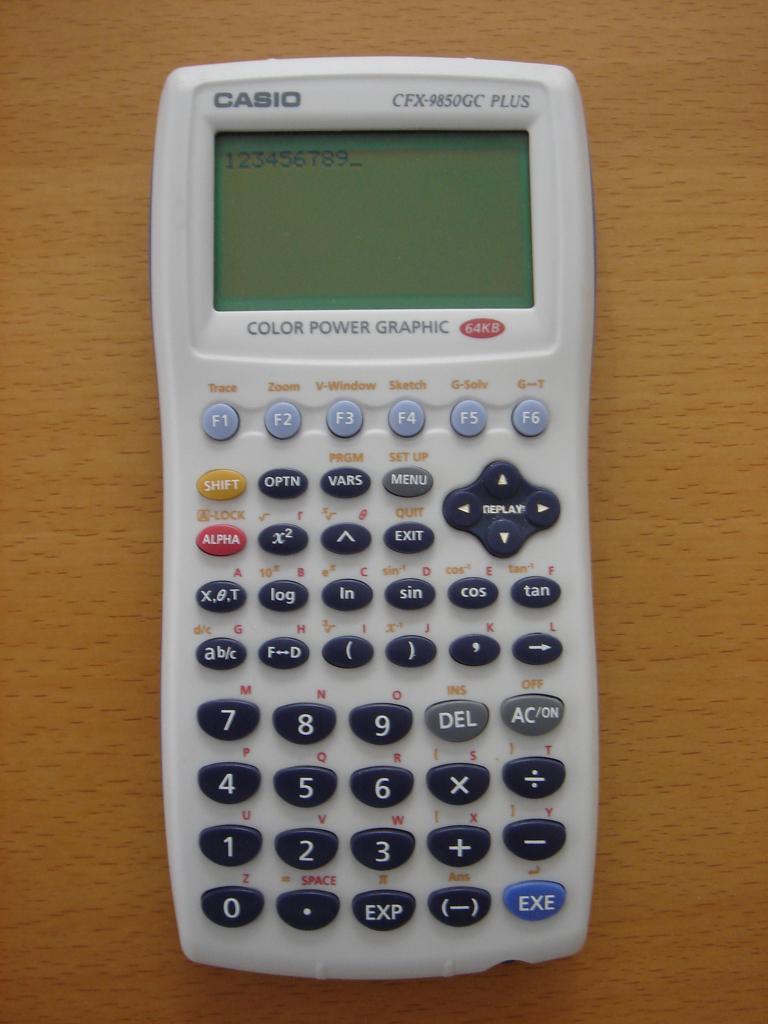 Casio CFX-9850GC Plus rekenmachine, Ophalen of Verzenden, Grafische rekenmachine, Gebruikt