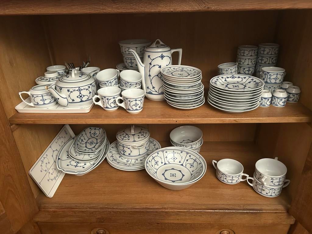 Kahla/Jager Saks Blauw Servies - Grote Collectie, Antiek en Kunst, Antiek | Servies los, Ophalen