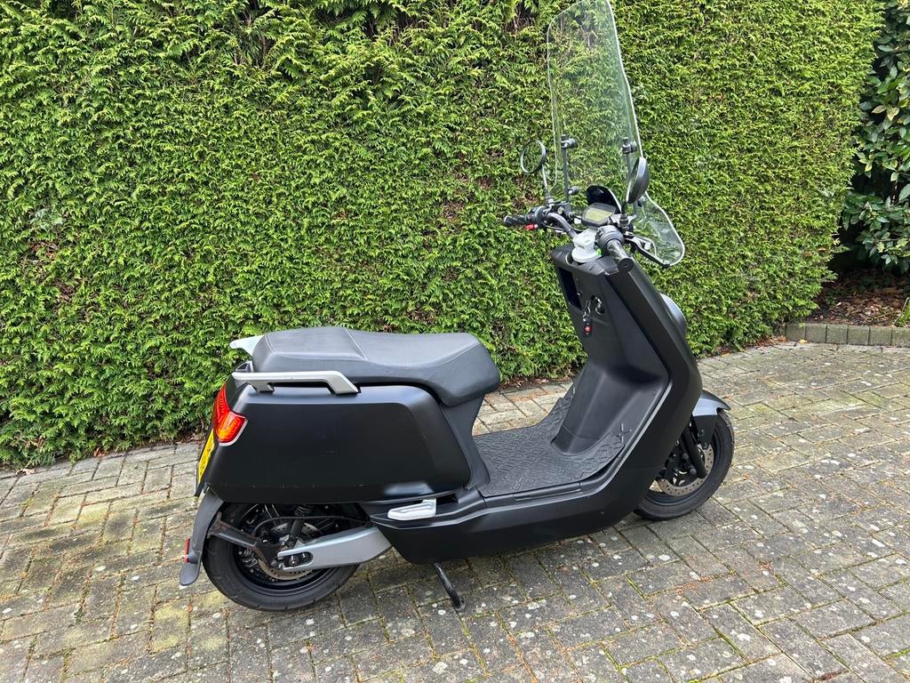 NUI1S CIVIC electrische scooter, Fietsen en Brommers, Scooters | SYM, Gebruikt, Overige modellen, Maximaal 45 km/u, Elektrisch