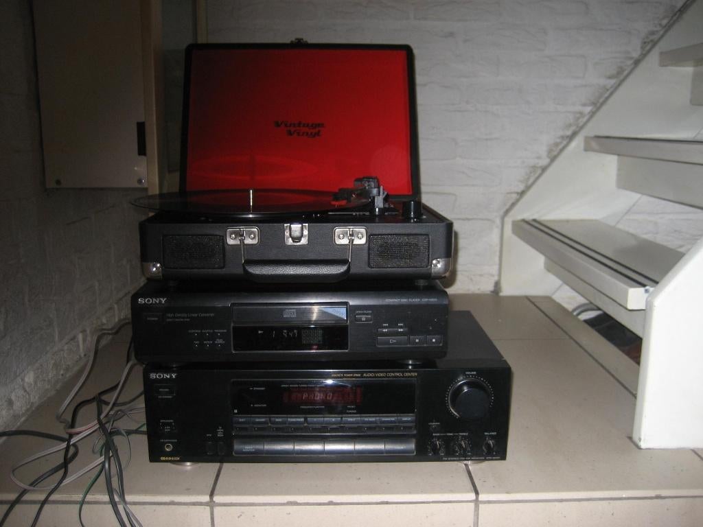Sony stereo set en koffer pick up, Audio, Tv en Foto, Stereo-sets, Ophalen of Verzenden, Gebruikt, Overige merken