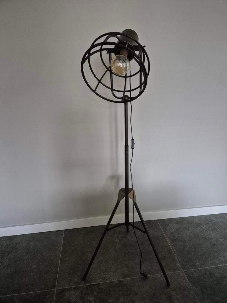 Industriële verstelbare vloerlamp, Huis en Inrichting, Ophalen, Zo goed als nieuw, Metaal, 150 tot 200 cm