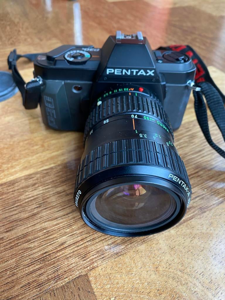 Pentax P30N Spiegelreflex Camera met Accessoires, Audio, Tv en Foto, Fotocamera's Analoog, Ophalen of Verzenden, Gebruikt, Spiegelreflex