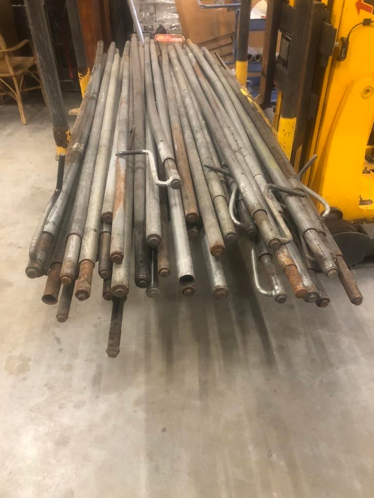 Ladingstangen: diverse afmetingen (Spanstangen), Ophalen of Verzenden, Gebruikt, Overige merken, Carrosserie en Plaatwerk