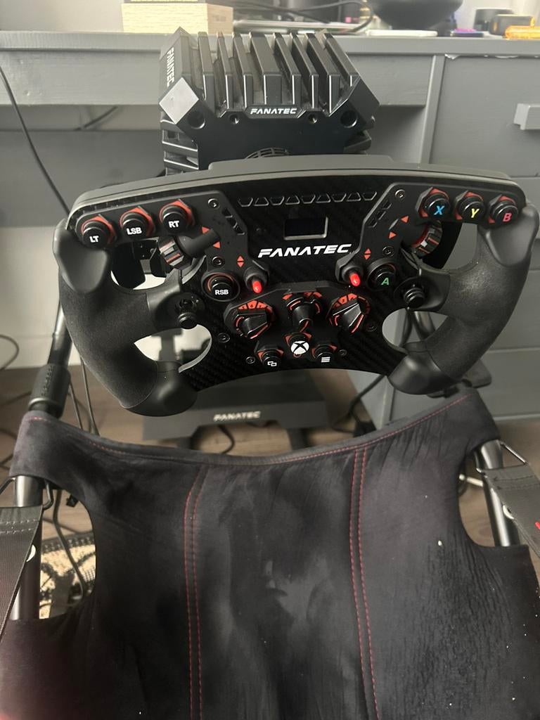 FANATEC CSL DD 8NM V2.5X-BUNDEL (XBOX / PC) -, Ophalen, Zo goed als nieuw