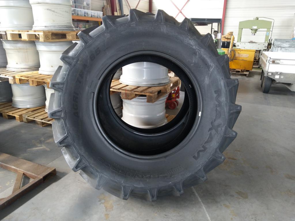 520/85 x R38 Nieuwe Maxam banden, Zakelijke goederen, Agrarisch | Onderdelen | Banden, Velgen en Assen, Niet ingevuld, Niet ingevuld