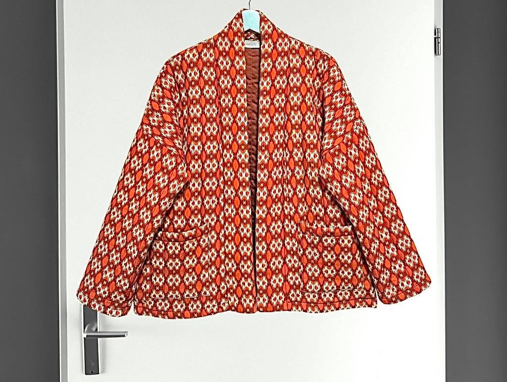 Sens Uniq - Unieke Kimono Jas met Geometrisch Patroon, Verzenden, Zo goed als nieuw, Maat 38/40 (M), Oranje
