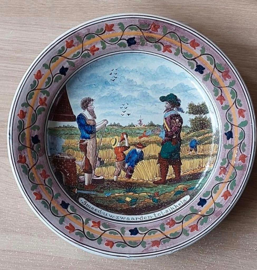 Vredesbord bord 1919  smeed uw zwaard tot sikkels, Ophalen