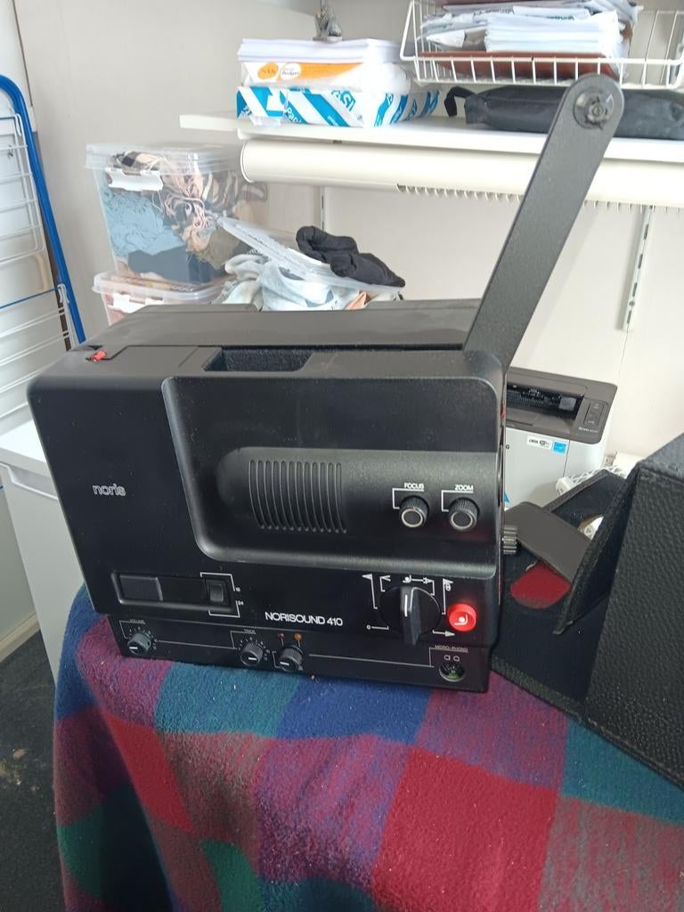 Filmprojector, Verzamelen, Fotografica en Filmapparatuur, Ophalen, 1960 tot 1980, Projector