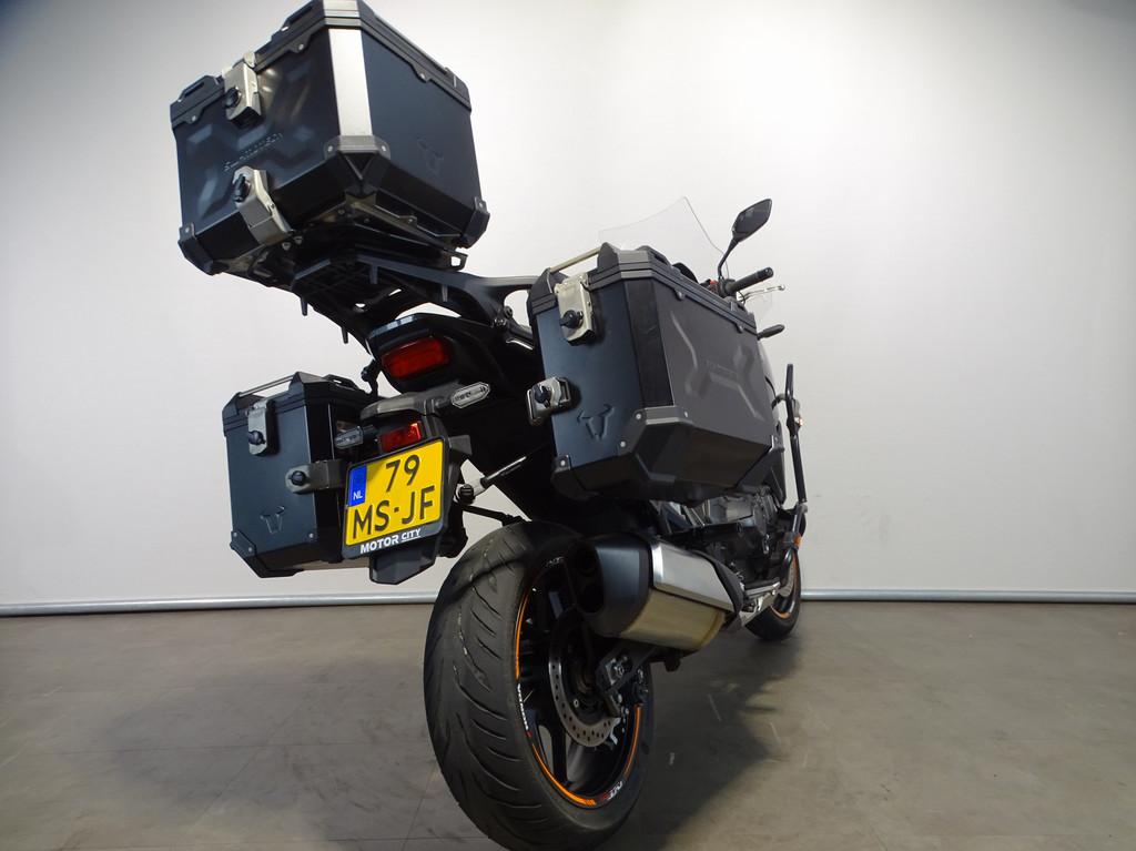 Honda NT 1100 DCT - foto 3