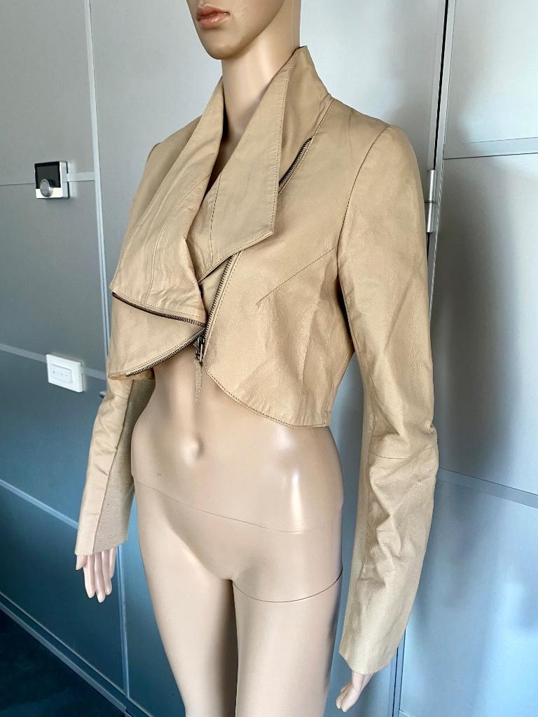 J114 echt-leren kort jasje mt 34 bolero blazer colbert beige, Beige, Ophalen of Verzenden, Zo goed als nieuw, Jasje
