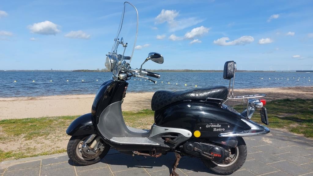 Retro Scooter Grande Fosti, Ophalen