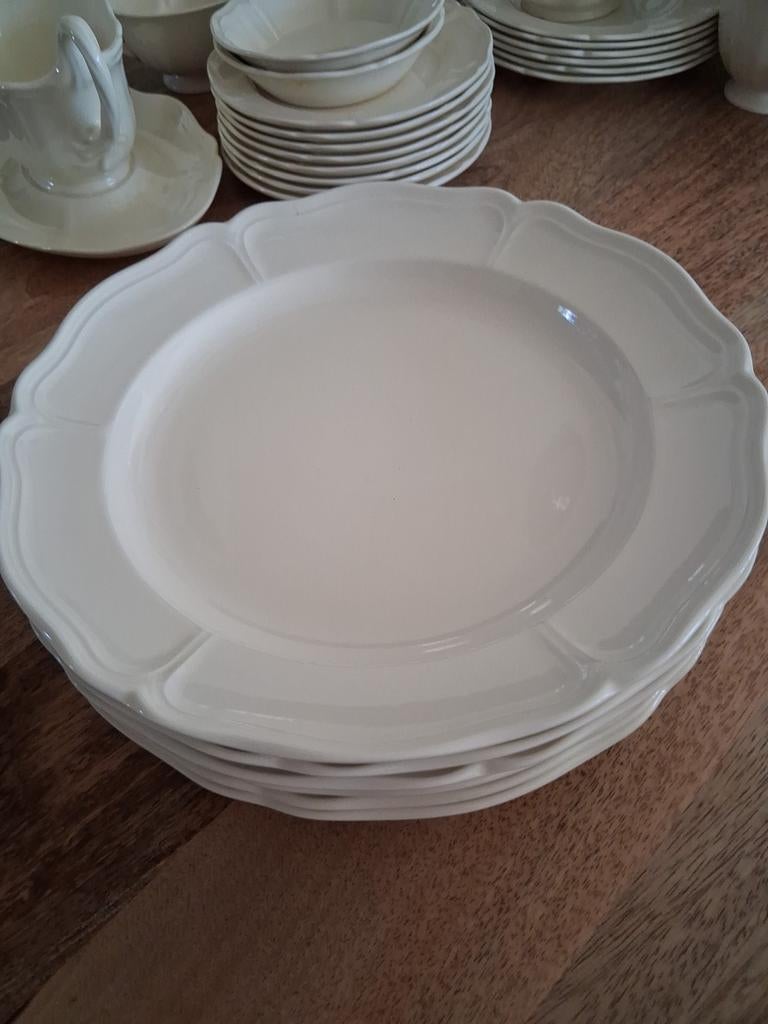 Wedgwood Queens Plain 6 Splinter Nieuwe DINER BORDEN, Nieuw, Ophalen of Verzenden, Bord(en), Wedgwood