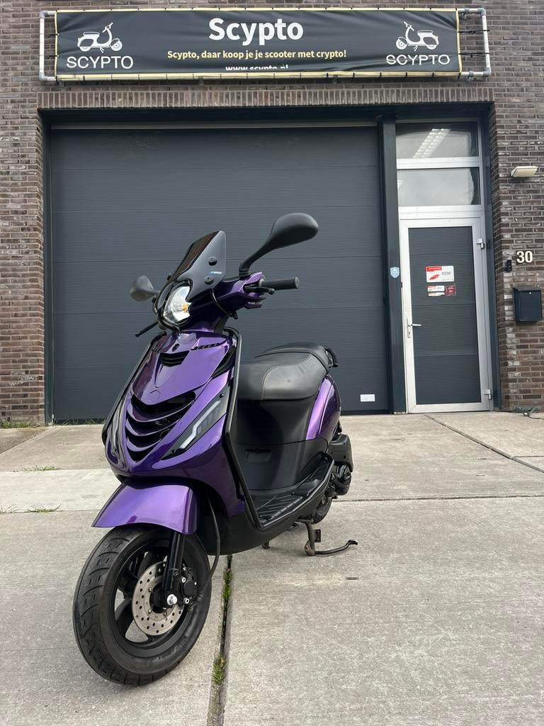 Piaggio Zip | 1e eigenaar | RDW GEKEURD | Full Option | Brom, Fietsen en Brommers, Italie, Piaggio, Maximaal 45 km/u, Zip