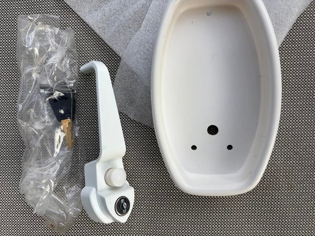 Nieuwe Biod Bambi Deurgreep met slot, Ophalen of Verzenden, Nieuw