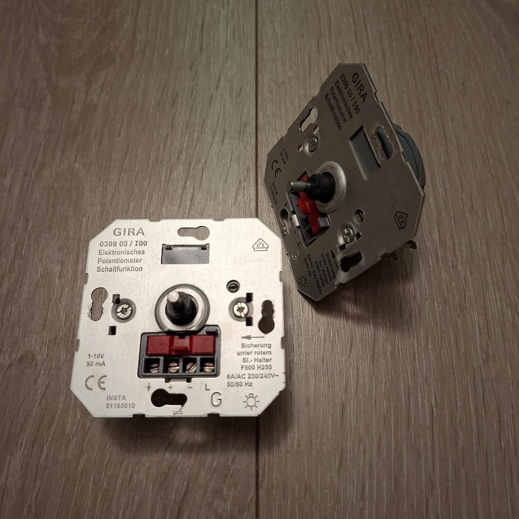 2x GIRA 1-10v Dimmer (030900), Ophalen of Verzenden, Gebruikt