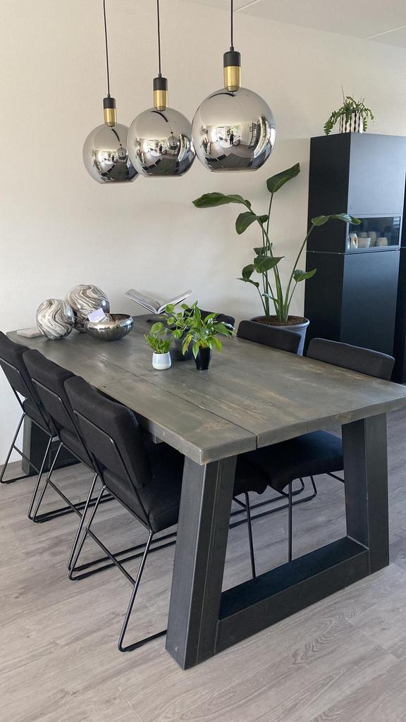 Stoere industriële eettafel | 200x100 cm | hout & staal, 200 cm of meer, 50 tot 100 cm, Vijf personen of meer, Rechthoekig