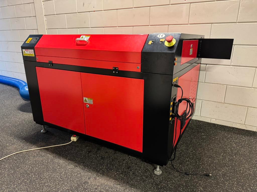 Co2 lasermachine  - Laser snijden + graveren, Ophalen, Zo goed als nieuw