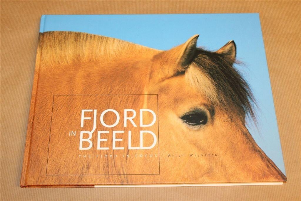 Fjord in Beeld — The Fjord in Focus Fotoboek, Ophalen of Verzenden, Zo goed als nieuw, Katten