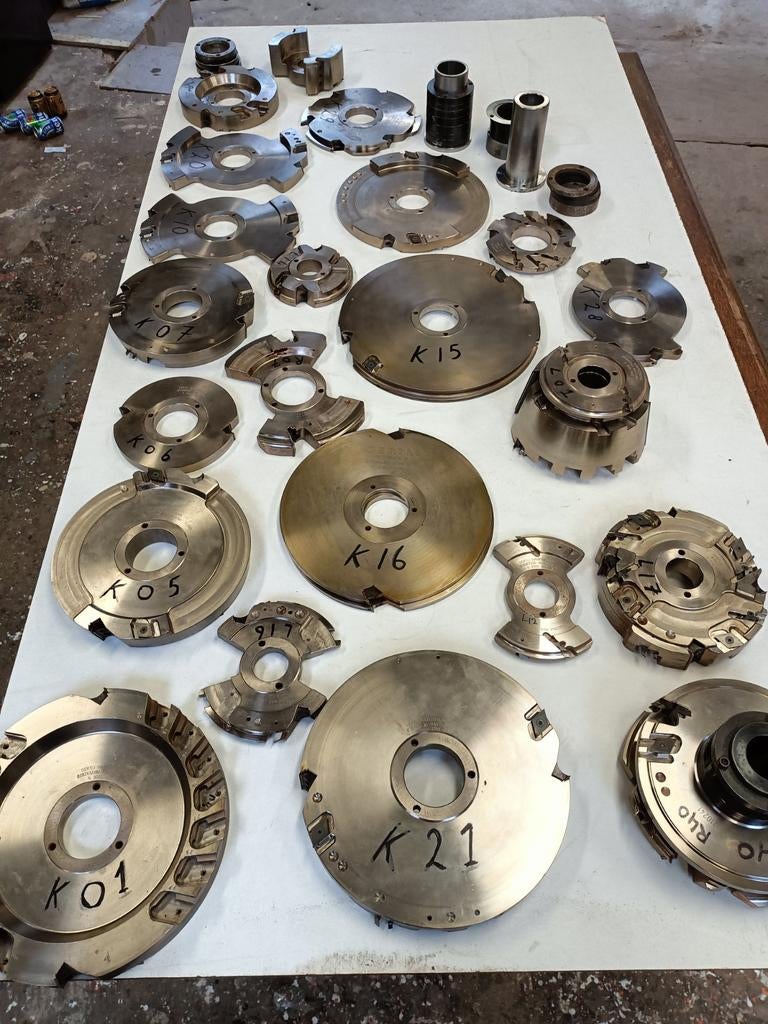 Frees beitel koppen oertli, Ophalen of Verzenden