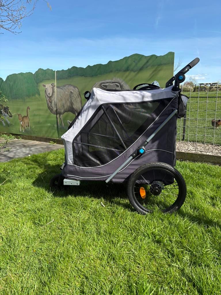 Honden fietskar/ wandelkar Trixie maat L, Ophalen, Zo goed als nieuw, Hondenkar, 20 tot 40 kg