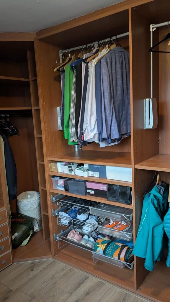 Inloopkast / kledingkast, Huis en Inrichting, Ophalen, 50 tot 75 cm, 200 cm of meer, 200 cm of meer