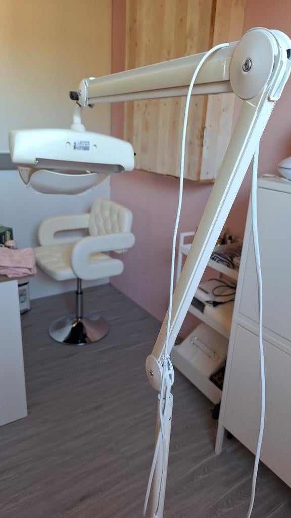 Luxo loeplamp met zwaar statief, Ophalen of Verzenden, Gebruikt, Loeplamp