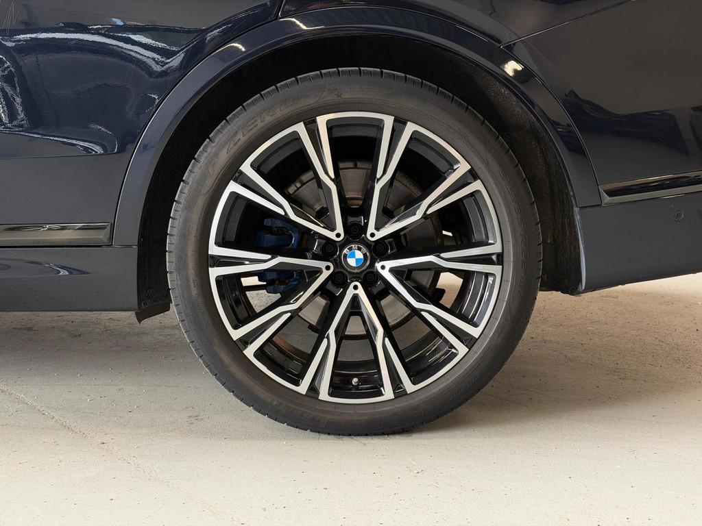 BMW X7 XDrive40i High Executive - M SPORT - SKYLOUNGE - LASE, Automaat, Gebruikt, Zwart, 7 stoelen