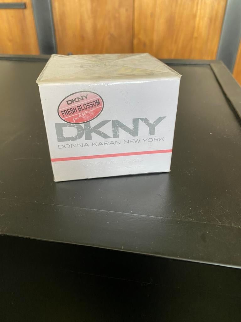 DKNY eau de parfum 50 ml, Ophalen of Verzenden, Nieuw