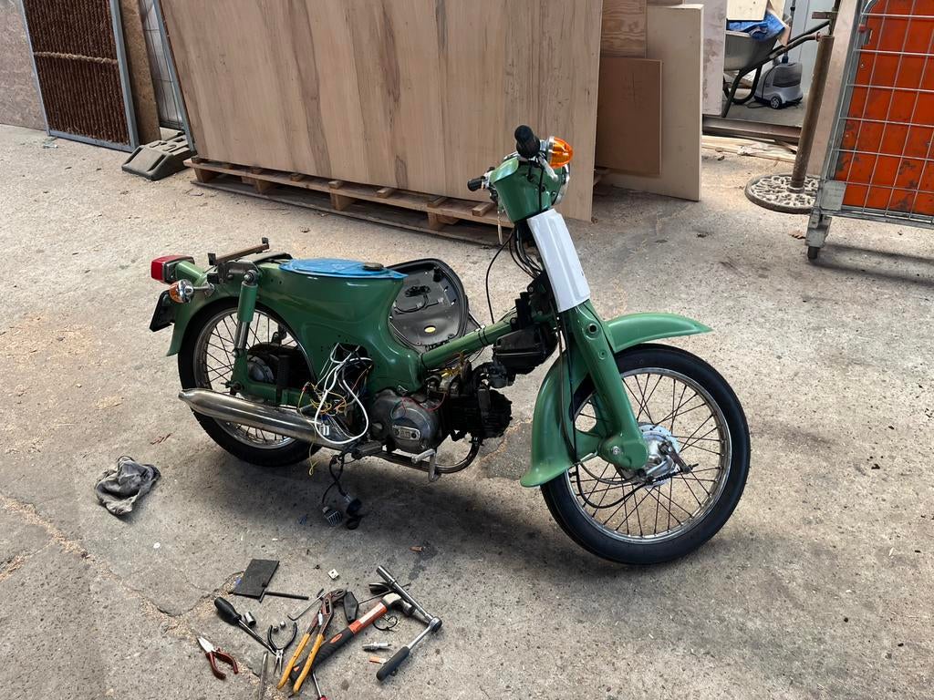 Honda c50 nt onderdelen!, Ophalen of Verzenden, Gebruikt, Uitlaat, Overige merken