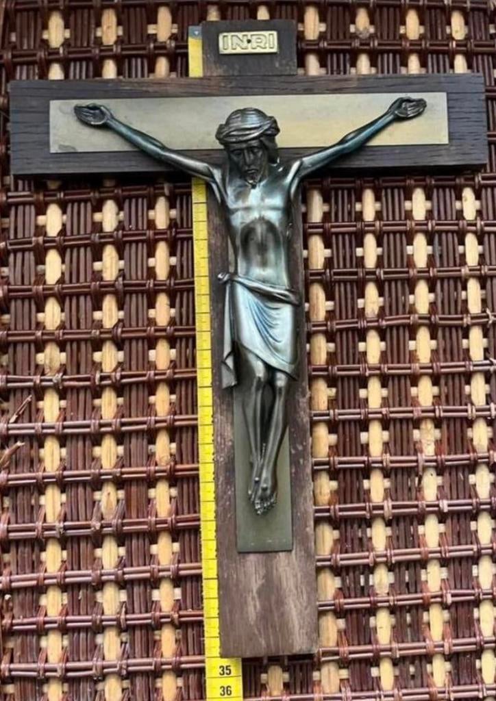 Crucifix antiek ,erg mooi …afmeting op foto’s, Antiek en Kunst, Antiek | Religie, Ophalen of Verzenden