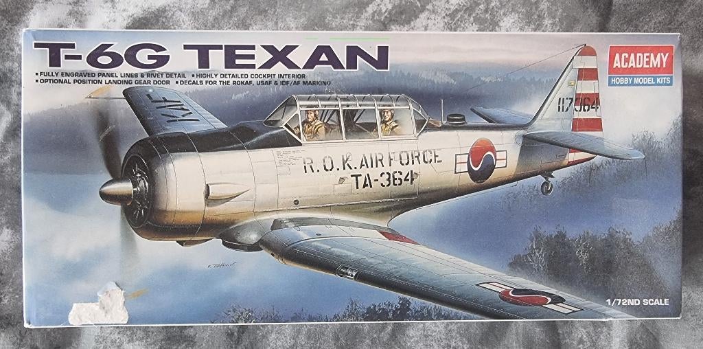 1/72 Academy T-6G Texan, Ophalen of Verzenden, 1:72 tot 1:144, Overige merken