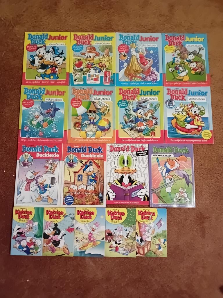 17 makkelijk lezen ducklexie donald duck junior katrien duck, Meerdere stripboeken, Ophalen of Verzenden, Donald Duck