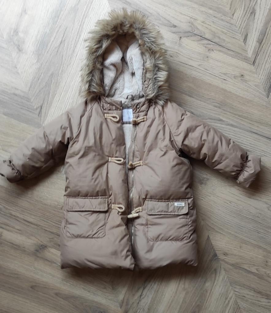 Jas Donsjas met capuchon, maat 104, rits- en houtjessluiting, Jongen of Meisje, Ophalen of Verzenden, Zo goed als nieuw, Zara