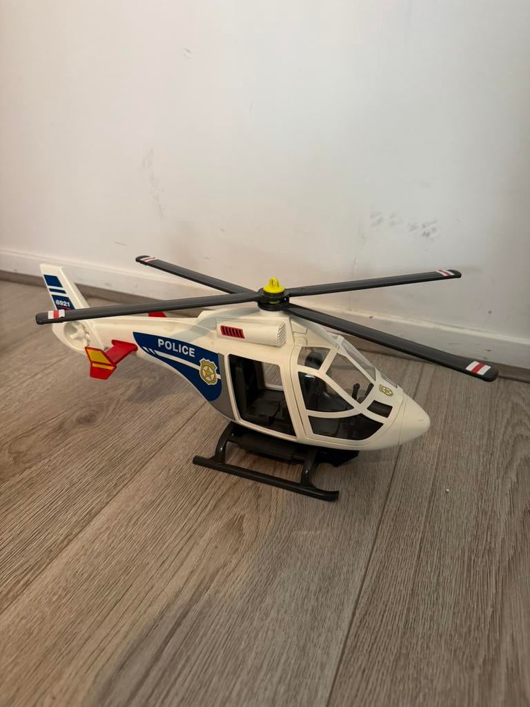 Playmobil helikopter met licht, Ophalen