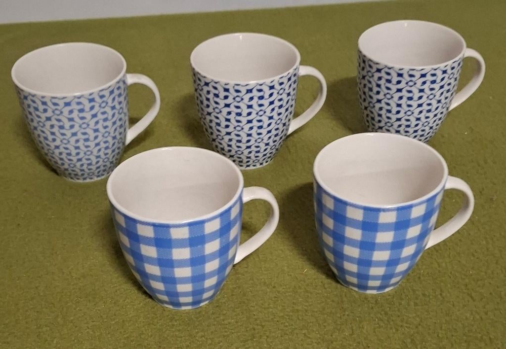 5 koffiekoppen True Blue Basics, L. Dake & Zn., Gebruikt, Ophalen of Verzenden, Overige stijlen, Kop(pen) en/of Schotel(s)