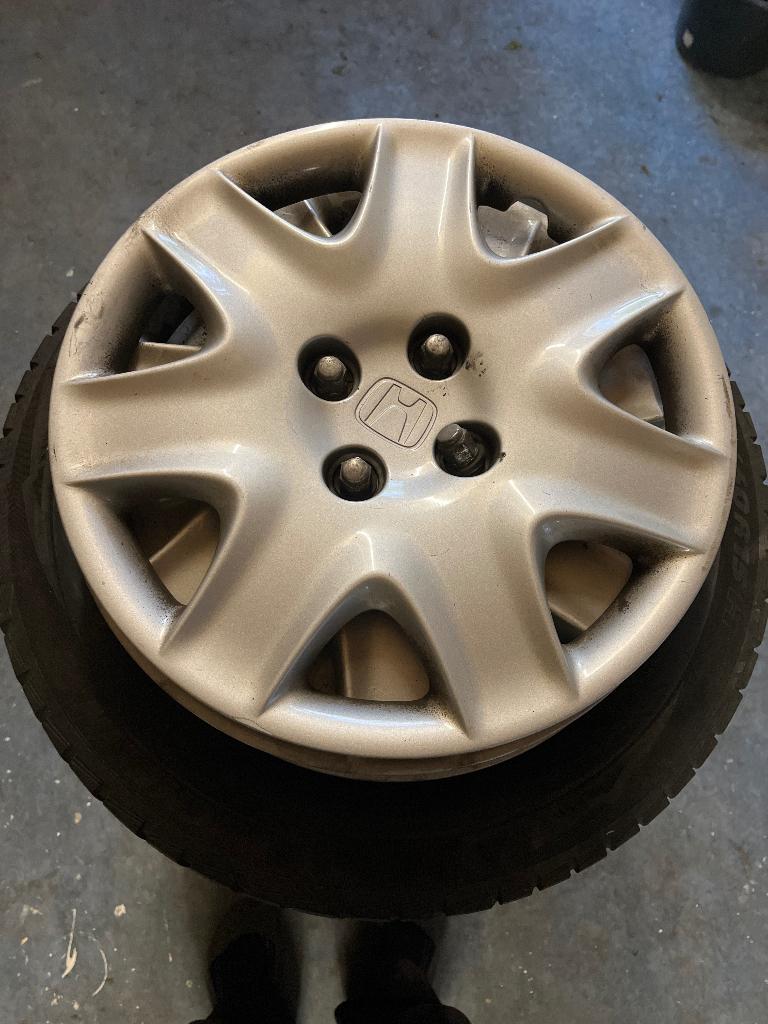 Wieldoppen voor Honda velgen 195/50R15, Ophalen, Gebruikt