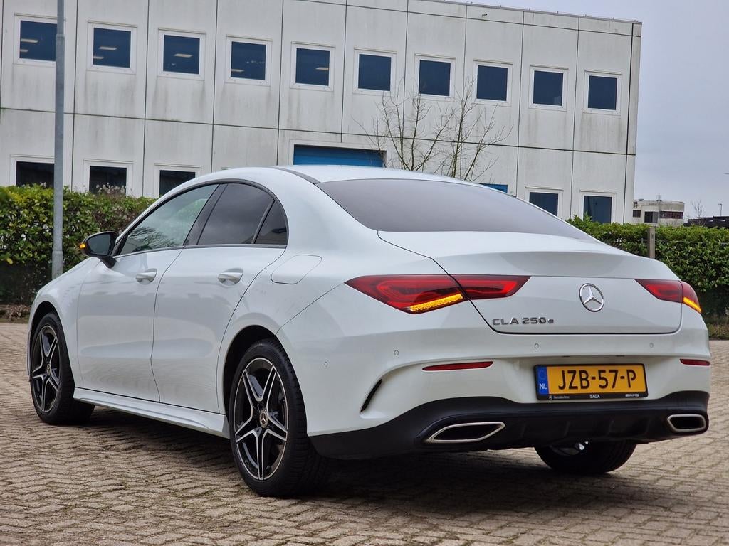 Mercedes-Benz CLA 250 e  2022 Wit KM 73000!!, 4 cilinders, 160 pk, Wit, Plug-in hybride