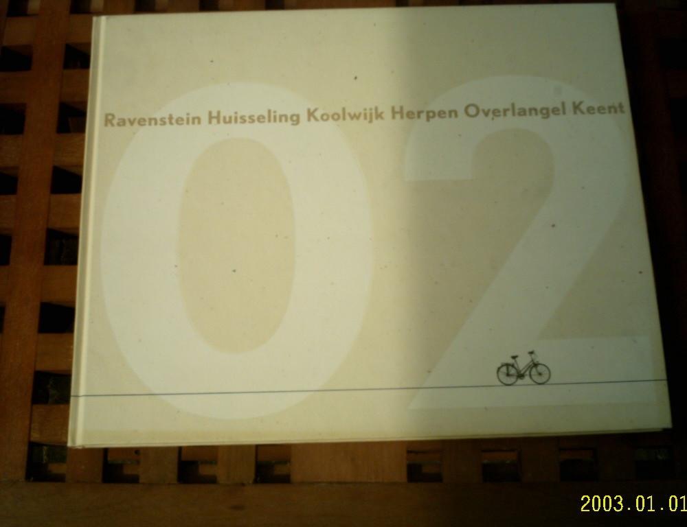 Ravenstein Huisseling Koolwijk Herpen Overlangel fotoboek., Ophalen of Verzenden, Zo goed als nieuw