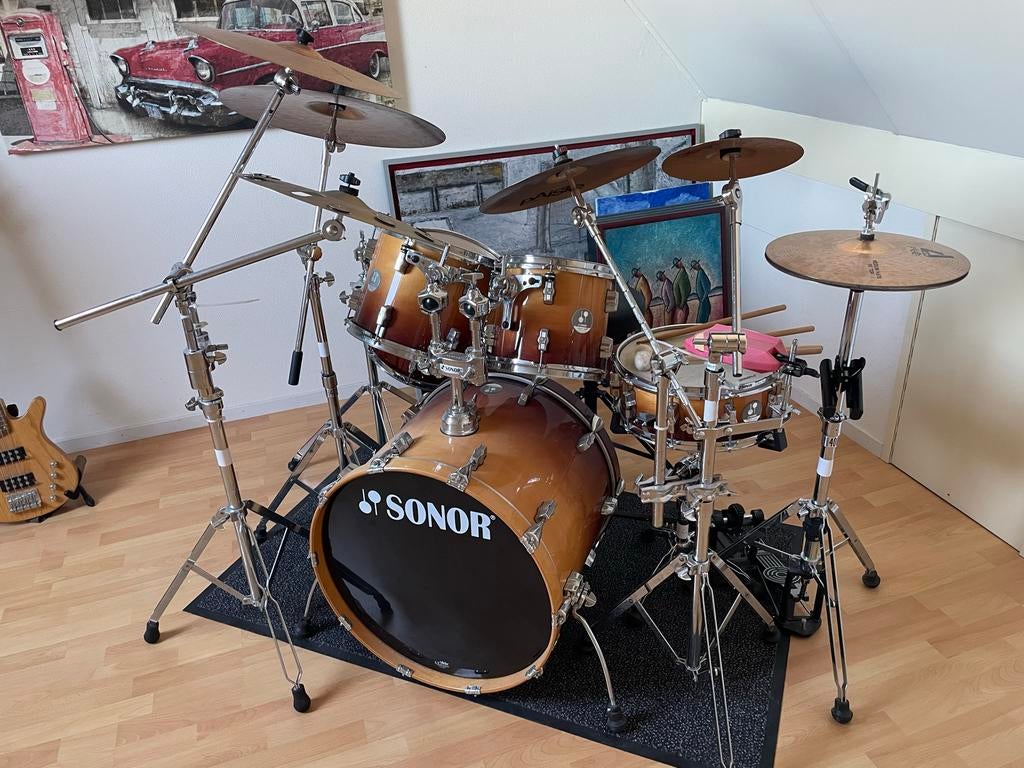 Sonor Drumstel Zeer Compleet met Kruk en mat, Muziek en Instrumenten, Drumstellen en Slagwerk, Ophalen, Gebruikt, Sonor