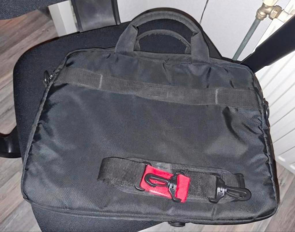 Lenovo Thinkpad laptoptas 16 inch, Ophalen of Verzenden, 16 inch, Zo goed als nieuw, Schoudertas