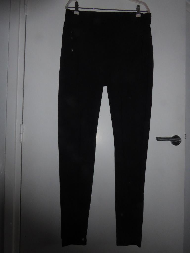 Studio Anneloes zwarte broek, Studio Anneloes, Zwart, Maat 42/44 (L), Ophalen of Verzenden