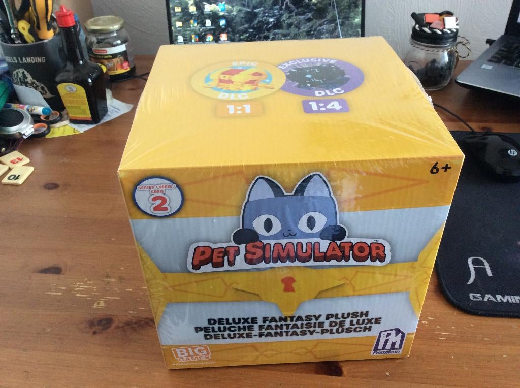 Pet Simulator Mystery Deluxe Tech knuffel 20 cm groot. Nieuw, Ophalen of Verzenden, Nieuw, Overige typen