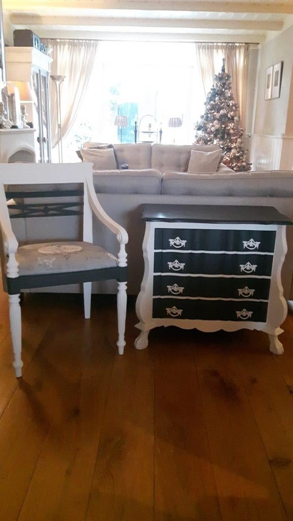 Kastje met stoel in chalkpaint, Ophalen, Minder dan 45 cm, 70 cm of meer