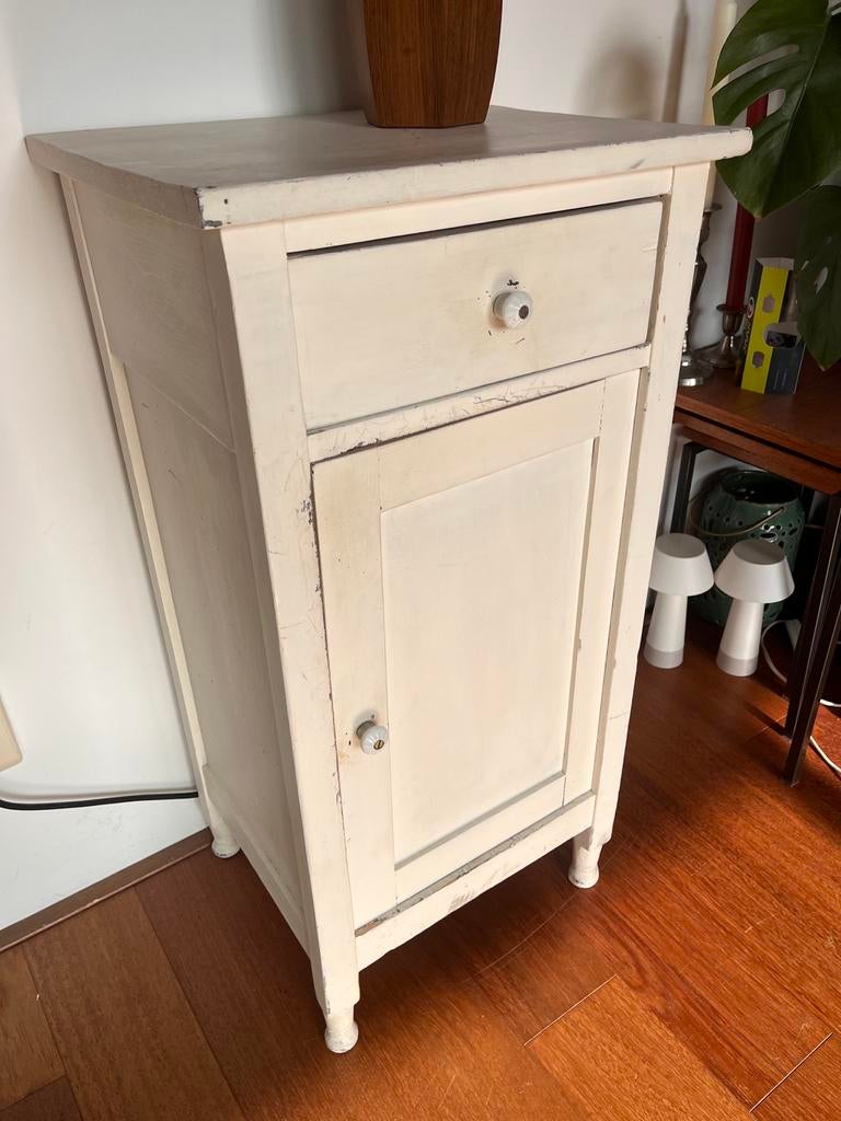 Brocante nachtkastje/halkastje, crème, rond 1900-1920, Ophalen