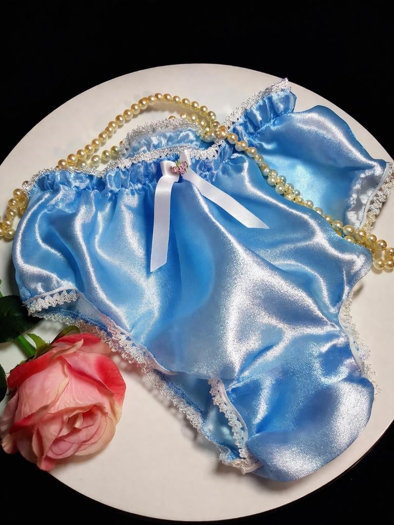 Baby Blue Satin Panties – Glossy Lace Trim Lingerie for Men, Kleding | Dames, Handmade, Verzenden, Blauw, Slip